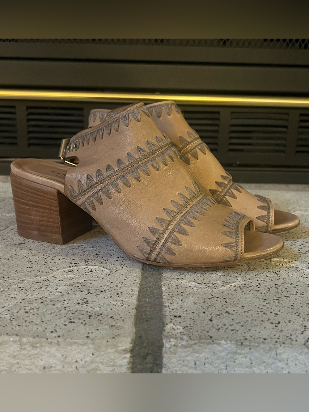 Elisa Lanci sling back peep toe heeled leather sandal made in Italy